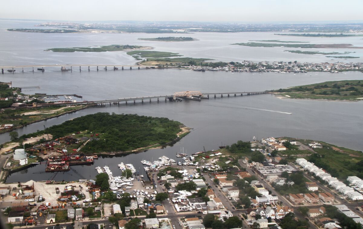 Broad Channel houses on stilts